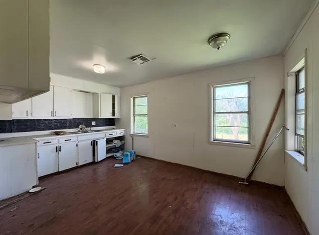 Photo 6 — 512 N Ford Avenue, Stroud, OK 74079