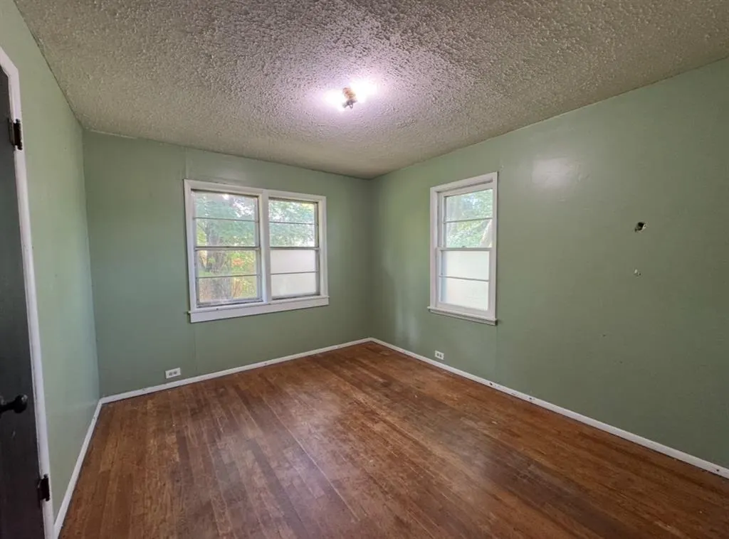 Photo 7 — 512 N Ford Avenue, Stroud, OK 74079