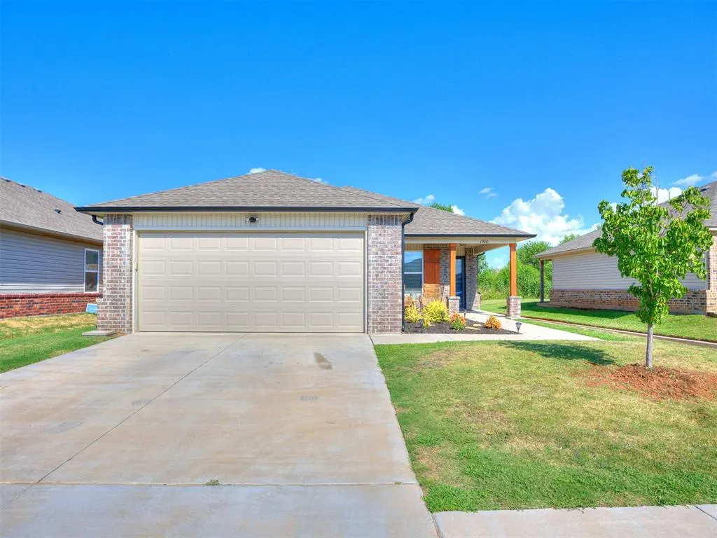 Photo 6 — 1900 Mason Lane, Oklahoma City, OK 73127