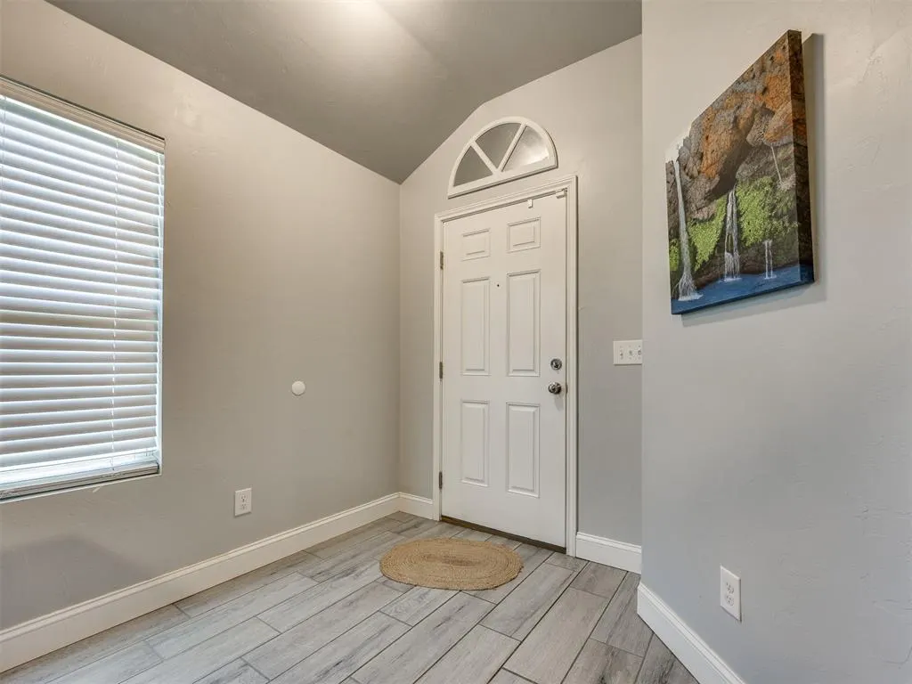 Photo 8 — 1900 Mason Lane, Oklahoma City, OK 73127
