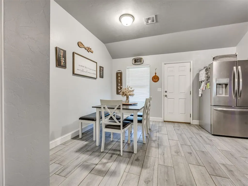 Photo 12 — 1900 Mason Lane, Oklahoma City, OK 73127