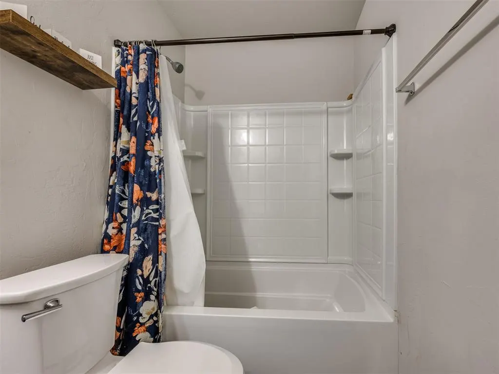 Photo 21 — 1900 Mason Lane, Oklahoma City, OK 73127