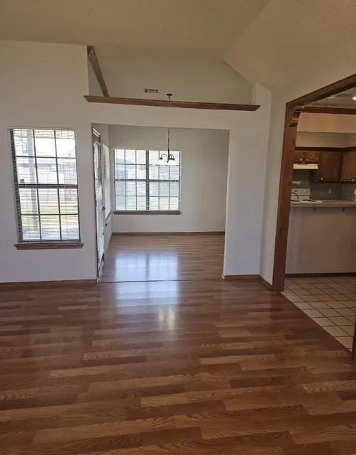 Photo 3 — 9312 Maybrook Drive, Oklahoma City, OK 73159