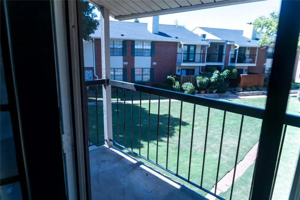Photo 5 — 4400 Hemingway Drive 245, Oklahoma City, OK 73118