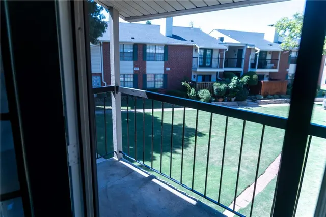 Photo 5 — 4400 Hemingway Drive 245, Oklahoma City, OK 73118