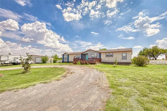 Photo 2 — 21238 Highway 73, Foss Lake, OK 73647