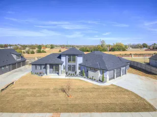 Sold home at 4404 Rustic Trail