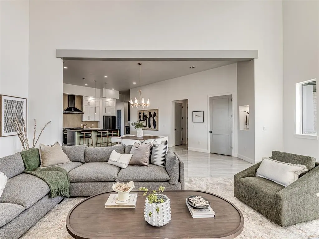 Photo 18 — 4404 Rustic Trail, Moore, OK 73160
