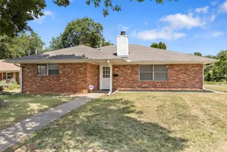 Sold home at 5800 N Meridian Place