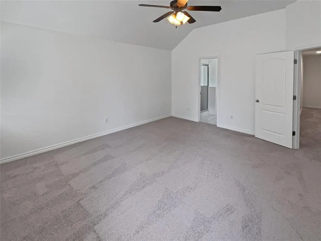 Photo 12 — 2104 Wheaton Drive, Norman, OK 73071