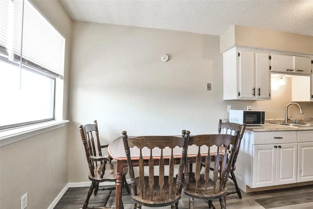 Photo 7 — 109 SE 42nd Street, Oklahoma City, OK 73129