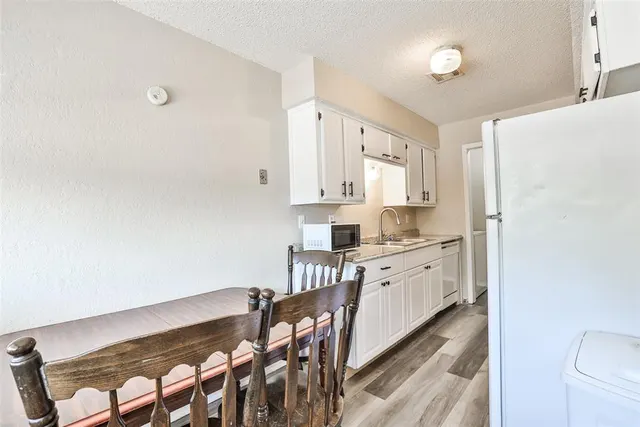 Photo 8 — 109 SE 42nd Street, Oklahoma City, OK 73129
