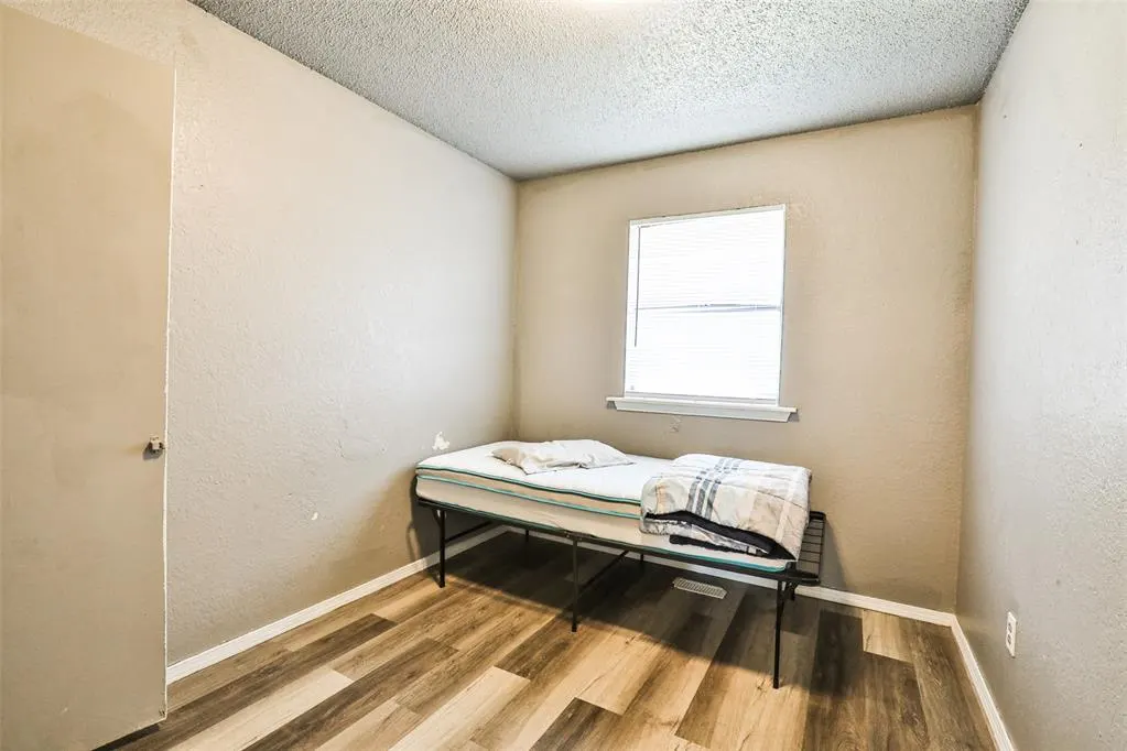 Photo 17 — 109 SE 42nd Street, Oklahoma City, OK 73129