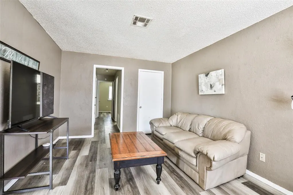 Photo 24 — 109 SE 42nd Street, Oklahoma City, OK 73129