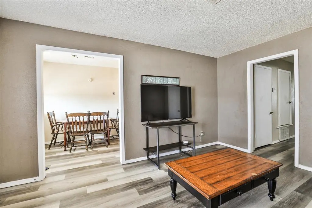 Photo 25 — 109 SE 42nd Street, Oklahoma City, OK 73129