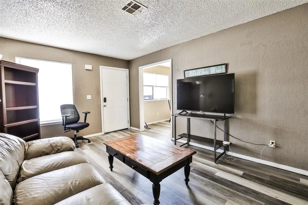 Photo 26 — 109 SE 42nd Street, Oklahoma City, OK 73129