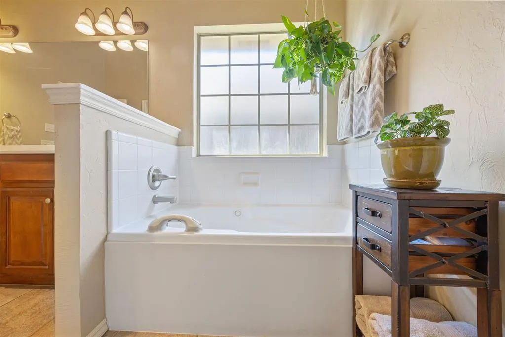 Photo 23 — 2824 Stonebrook Road, Edmond, OK 73003