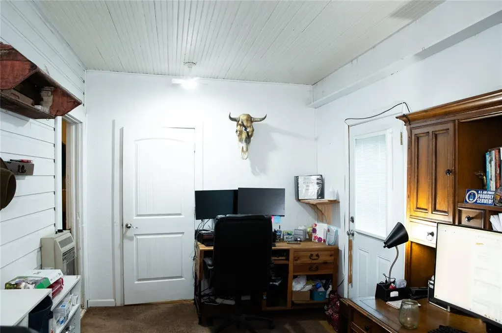 Photo 16 — 13099 County Street 2610, Lookeba, OK 73053