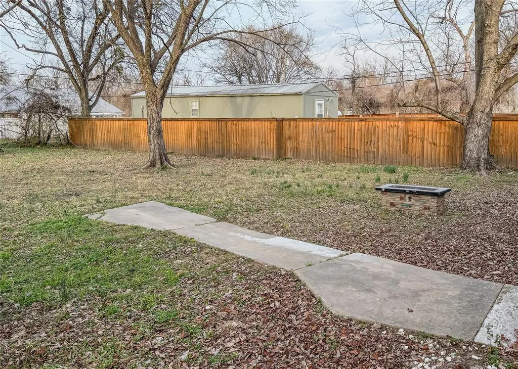 Photo 19 — 205 Duffee Avenue, Eufaula, OK 74432