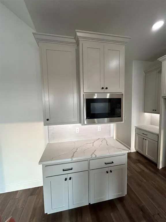 Photo 6 — 806 Manzano Drive, Norman, OK 73071