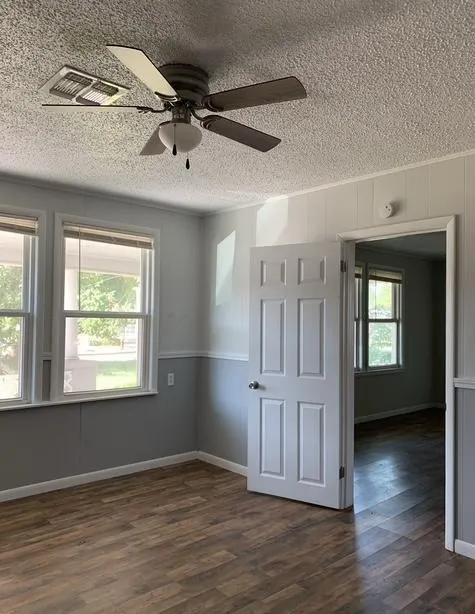Photo 4 — 235 W Polk Street, Mangum, OK 73554