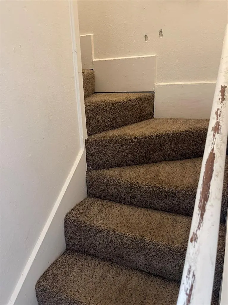 Photo 12 — 852 Greenvale Road, Oklahoma City, OK 73127