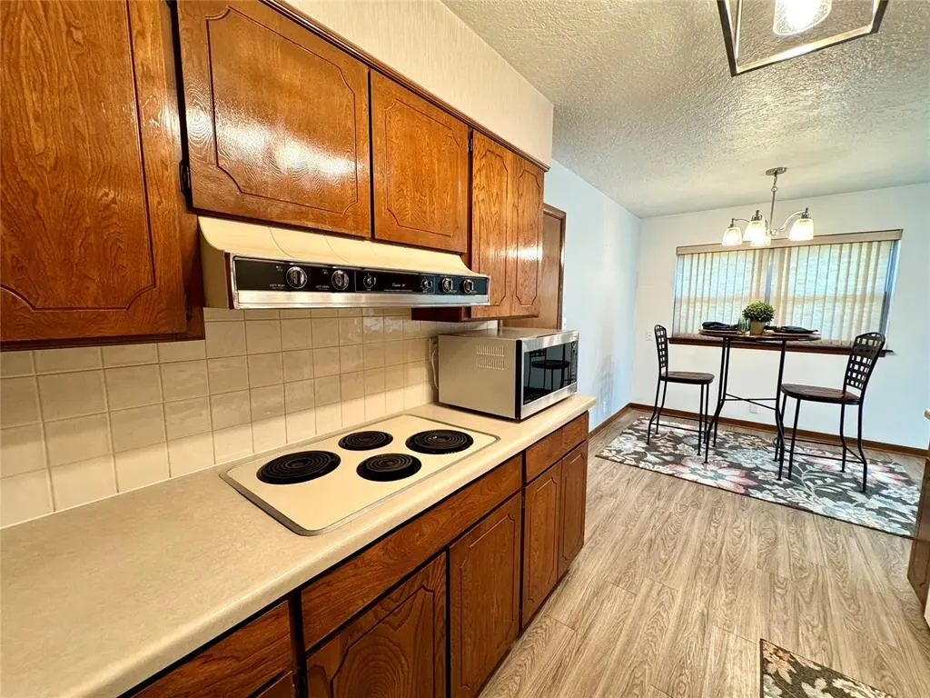 Photo 11 — 2615 S 18th Street, Chickasha, OK 73018
