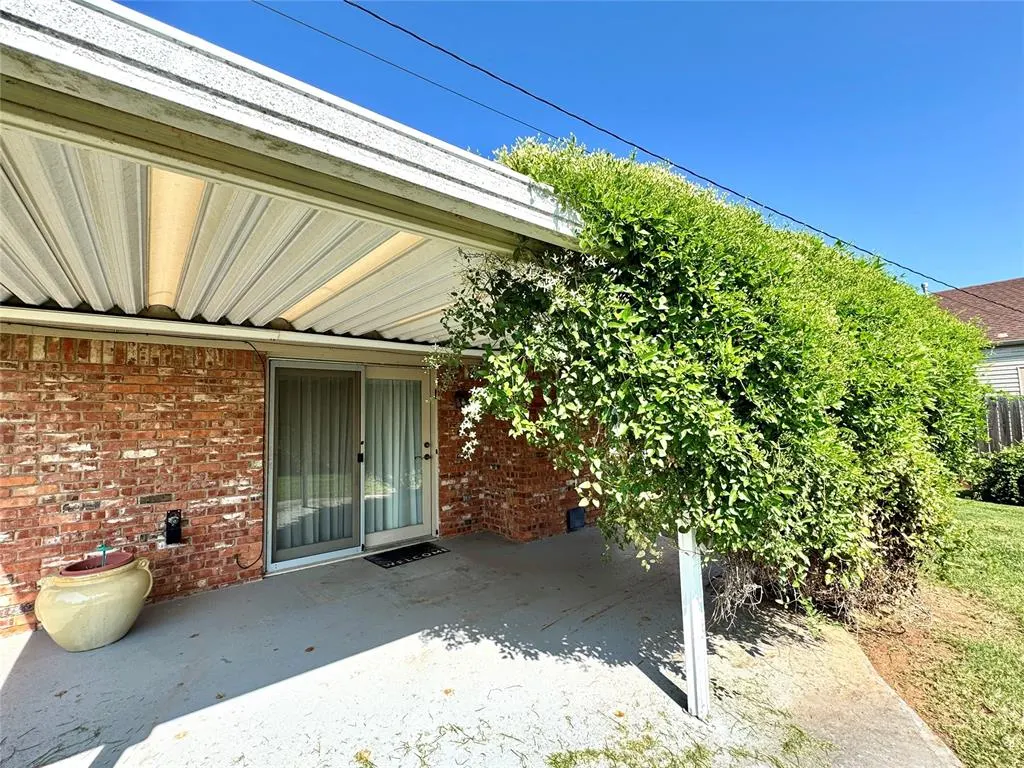 Photo 30 — 2615 S 18th Street, Chickasha, OK 73018