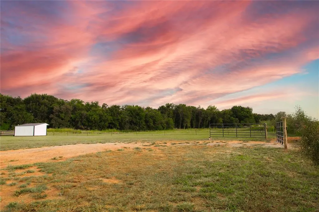 Photo 5 — 8050 N Henney Road, Coyle, OK 73027