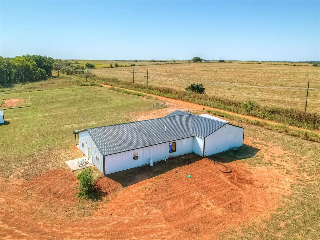 Photo 21 — 8050 N Henney Road, Coyle, OK 73027