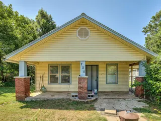 Sold home at 720 SE 31st Street