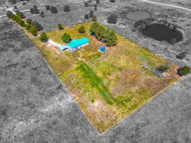 Photo 3 — 3462 N 3735 rd, Holdenville, OK 74848