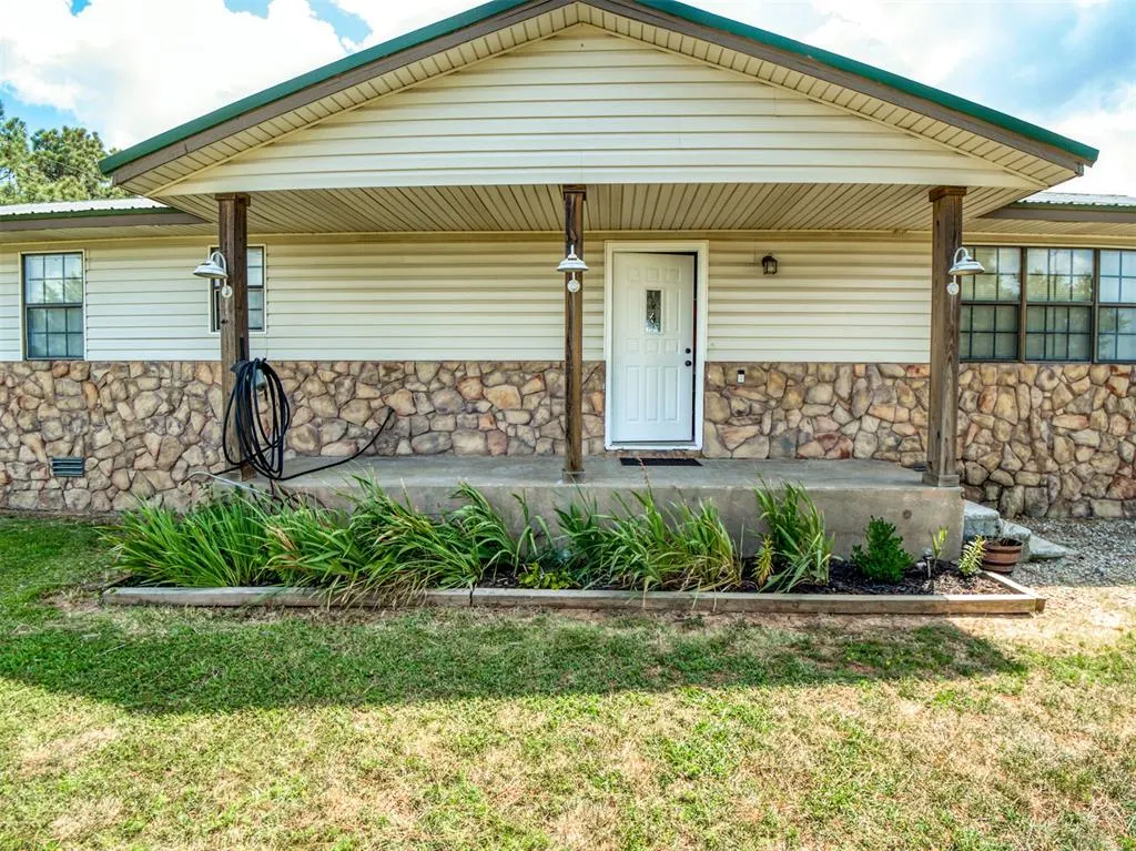 Photo 5 — 3462 N 3735 rd, Holdenville, OK 74848