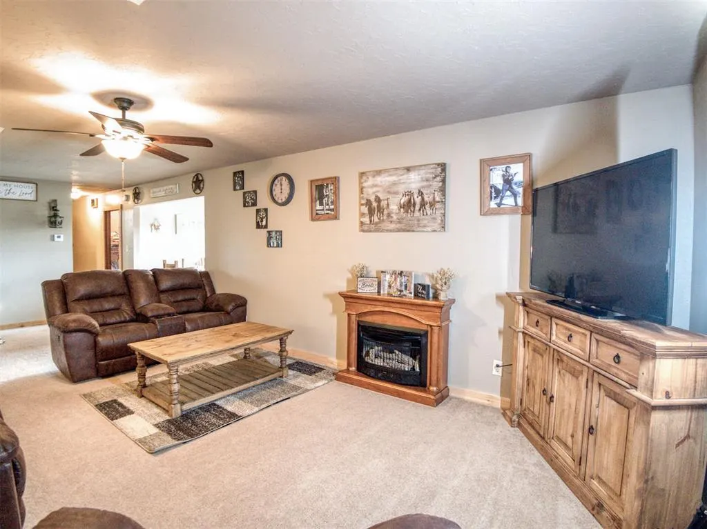 Photo 9 — 3462 N 3735 rd, Holdenville, OK 74848