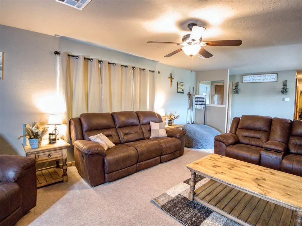 Photo 10 — 3462 N 3735 rd, Holdenville, OK 74848
