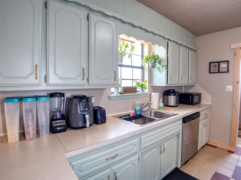 Photo 12 — 3462 N 3735 rd, Holdenville, OK 74848