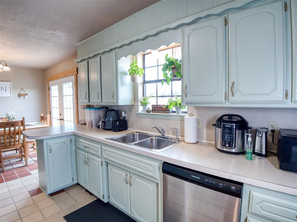 Photo 14 — 3462 N 3735 rd, Holdenville, OK 74848