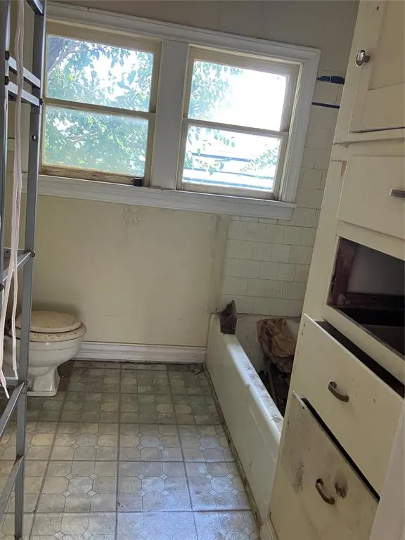 Photo 39 — 301 NE 26th Street, Oklahoma City, OK 73105