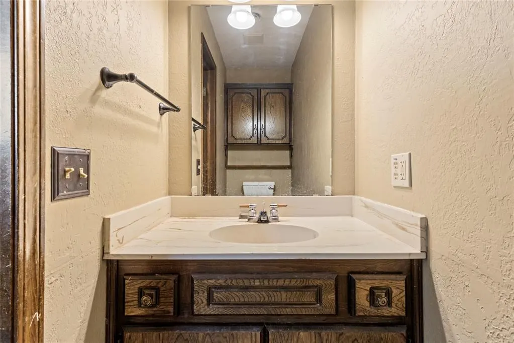 Photo 17 — 1805 E Serenade Street, Weatherford, OK 73096