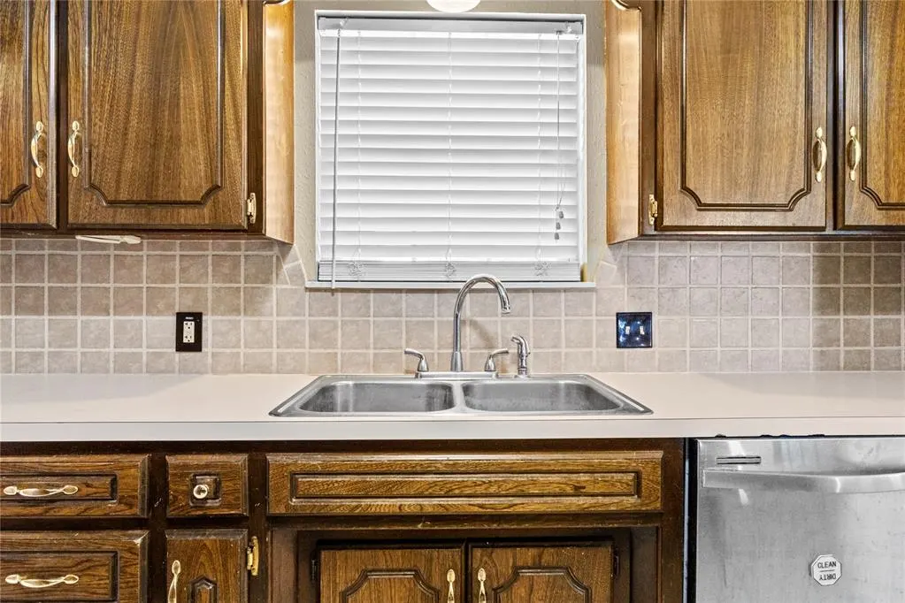 Photo 22 — 1805 E Serenade Street, Weatherford, OK 73096