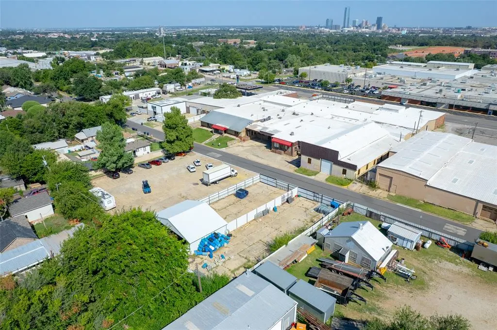 Photo 9 — 832 SE 30th Street, Oklahoma City, OK 73129