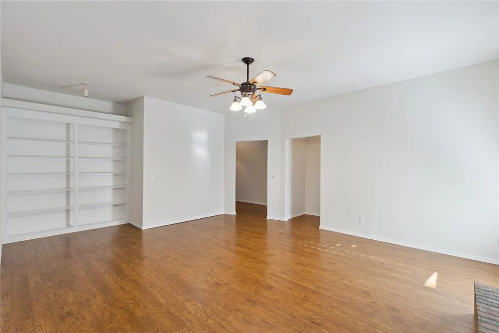 Photo 11 — 1412 Victoria Place, Edmond, OK 73003