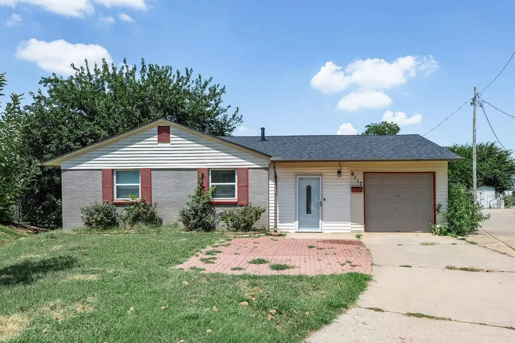 Photo 4 — 6117 N Redmond Avenue, Warr Acres, OK 73122
