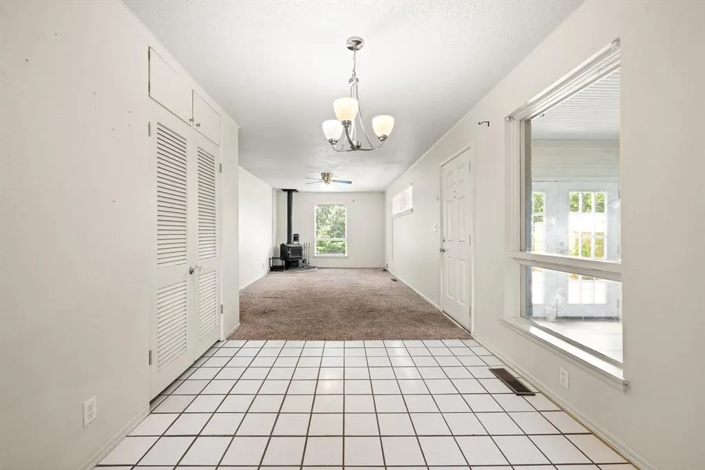 Photo 10 — 6117 N Redmond Avenue, Warr Acres, OK 73122