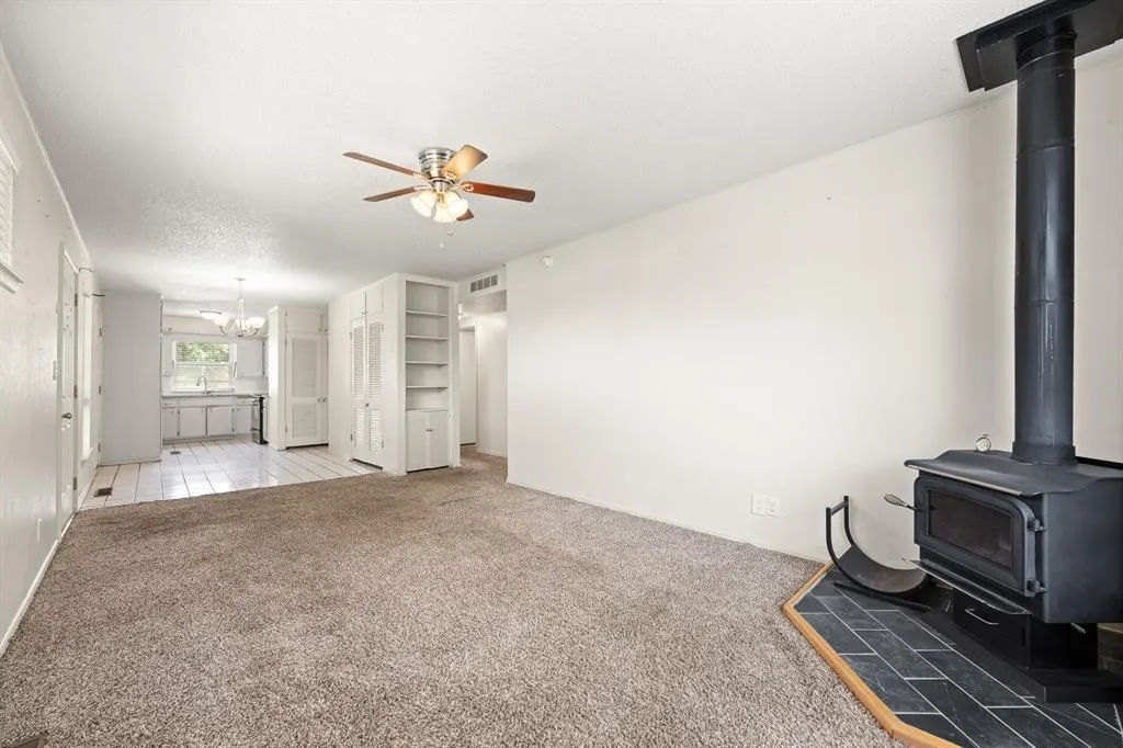 Photo 11 — 6117 N Redmond Avenue, Warr Acres, OK 73122