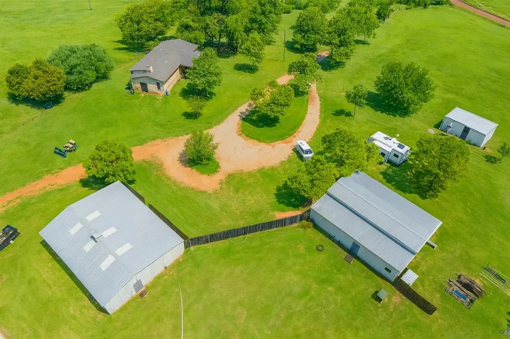 Photo 21 — 940671 S 3360 Road, Wellston, OK 74881
