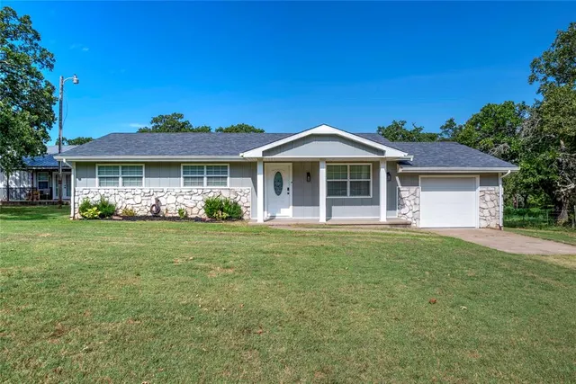 Photo 2 — 103667 S 3410 Road, Meeker, OK 74855