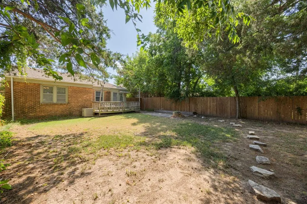 Photo 34 — 1127 NW 46th Street, Oklahoma City, OK 73118