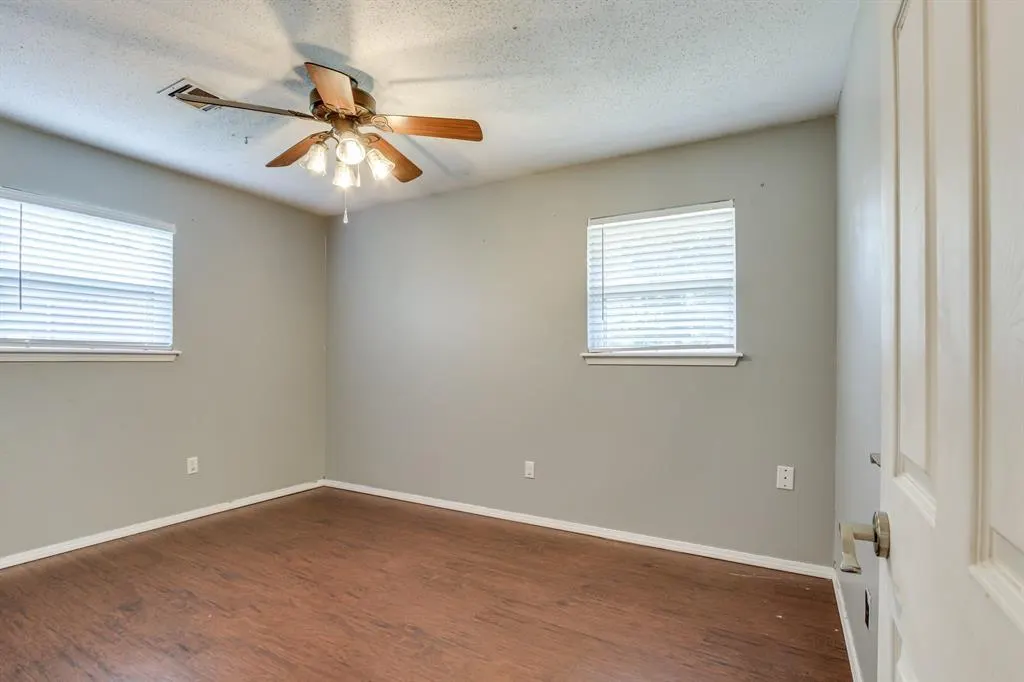 Photo 14 — 7569 S Embassy Terrace, Oklahoma City, OK 73169