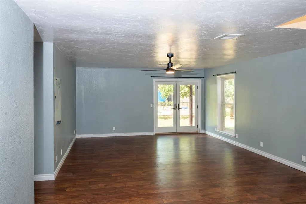 Photo 10 — 321 Grissom Drive, Elk City, OK 73644
